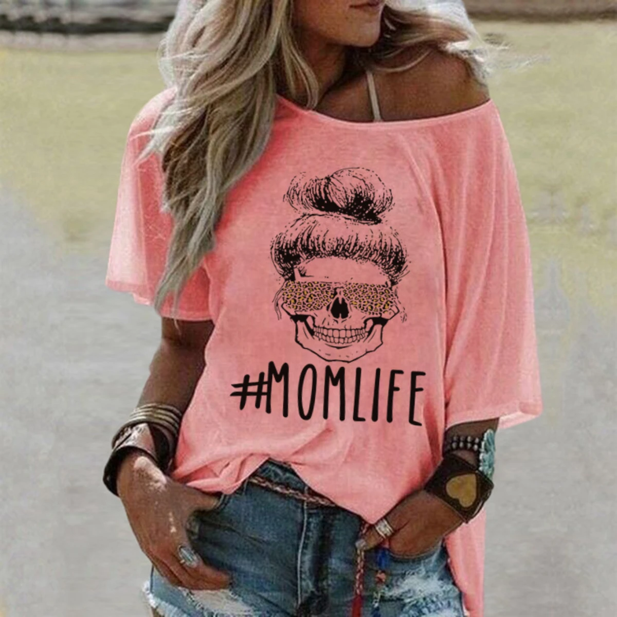 Womens 2021 New Explosive Letters #MOMLIFE Printed Short-Sleeved Round Neck Bat Shirt All-Match Breathable Tees
Womens 2021 New Explosive Letters #MOMLIFE Printed Short-Sleeved Round Neck Bat Shirt All-Match Breathable Tees