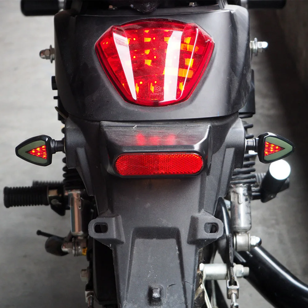 2x Motorcycle Scooter Street Bike Candy Turn Signal Light Triangle Indicator Lamp Universal
2x Motorcycle Scooter Street Bike Candy Turn Signal Light Triangle Indicator Lamp Universal