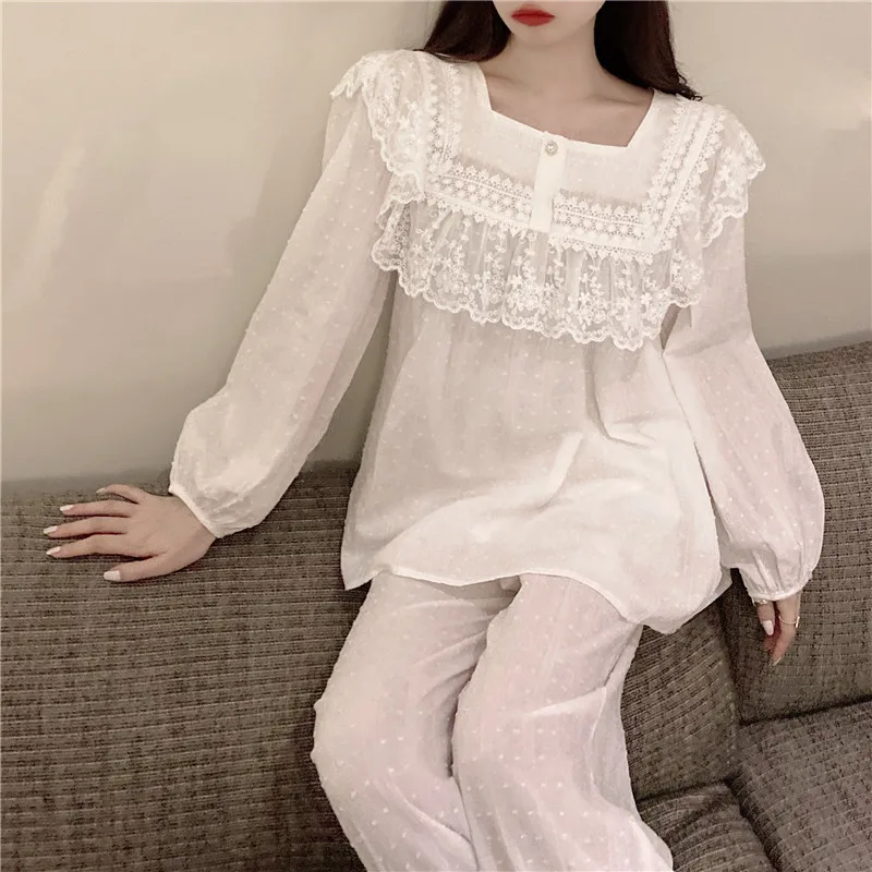 Square Collar Autumn Pajamas Set Women Lace Patchwork Shirts + Trousers Set Korean Two Piece Home Suit Cotton Casual Sweet
Square Collar Autumn Pajamas Set Women Lace Patchwork Shirts + Trousers Set Korean Two Piece Home Suit Cotton Casual Sweet