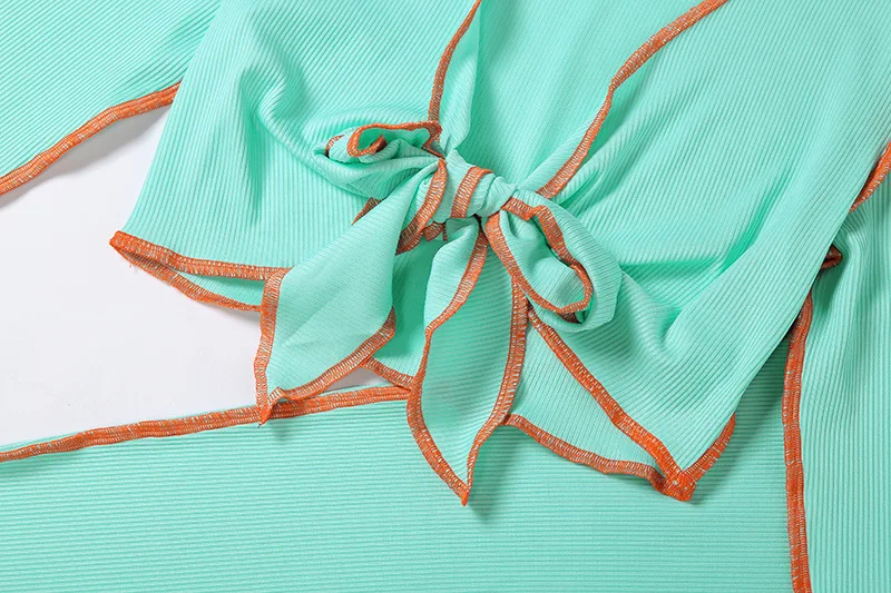 Fashion Striped Women Set Long Sleeve Bandage Crop Top + Long Pants Streetwear Party Night Outfit Autumn stretchy Set
Fashion Striped Women Set Long Sleeve Bandage Crop Top + Long Pants Streetwear Party Night Outfit Autumn stretchy Set