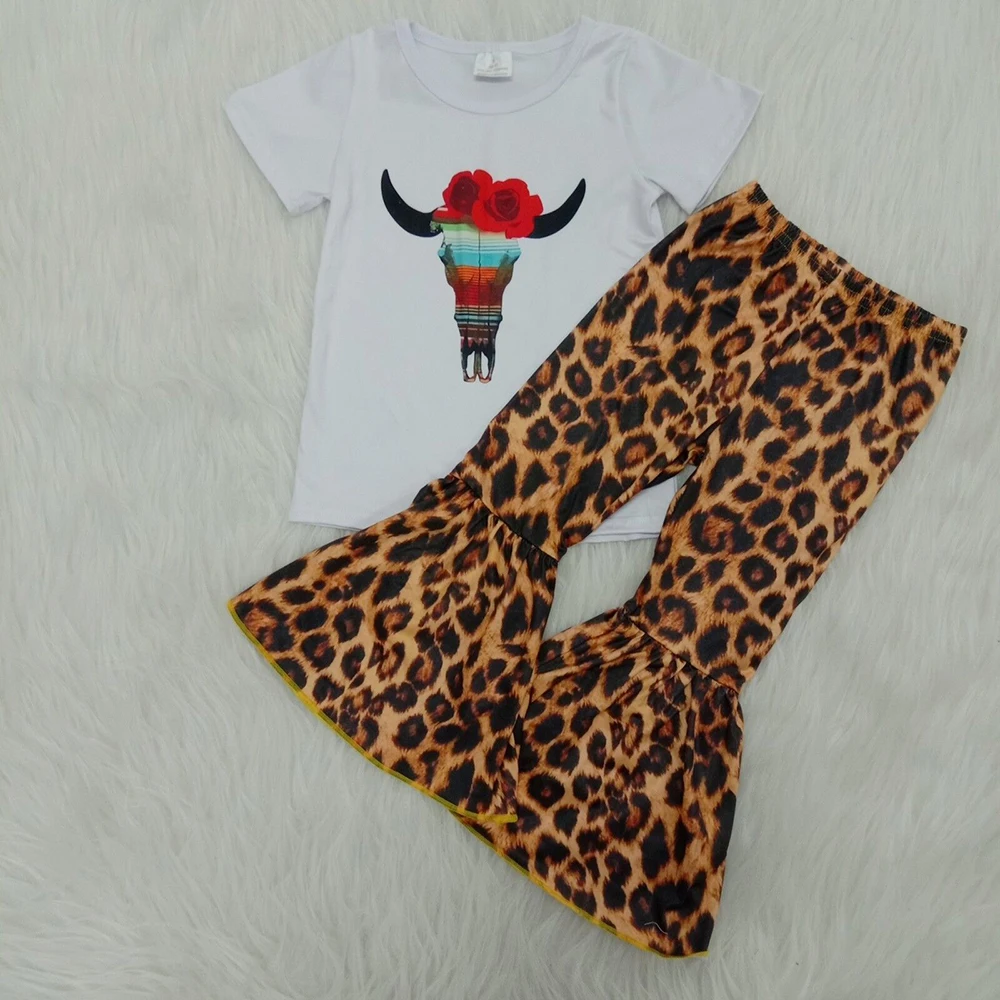 Hot sale toddler fashion outfits kids children design boutique cow top leopard bell bottom pants sets clothing clothes
Hot sale toddler fashion outfits kids children design boutique cow top leopard bell bottom pants sets clothing clothes