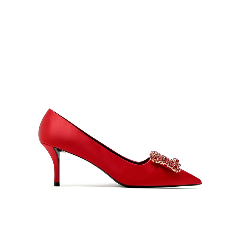 Little women's shoes red high heeled shoes thin heel square buckle diamond Bridesmaid Wedding Shoes shallow mouth versatile
Little women's shoes red high heeled shoes thin heel square buckle diamond Bridesmaid Wedding Shoes shallow mouth versatile