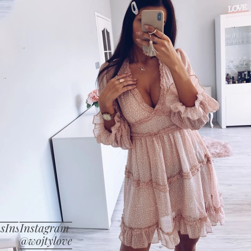 

Hot Sale Romantic Print Chiffon Mini Holiday Dress Women's Sexy Back Cut Out Beach Party Dress Frill Robe Skater Dress For Lady