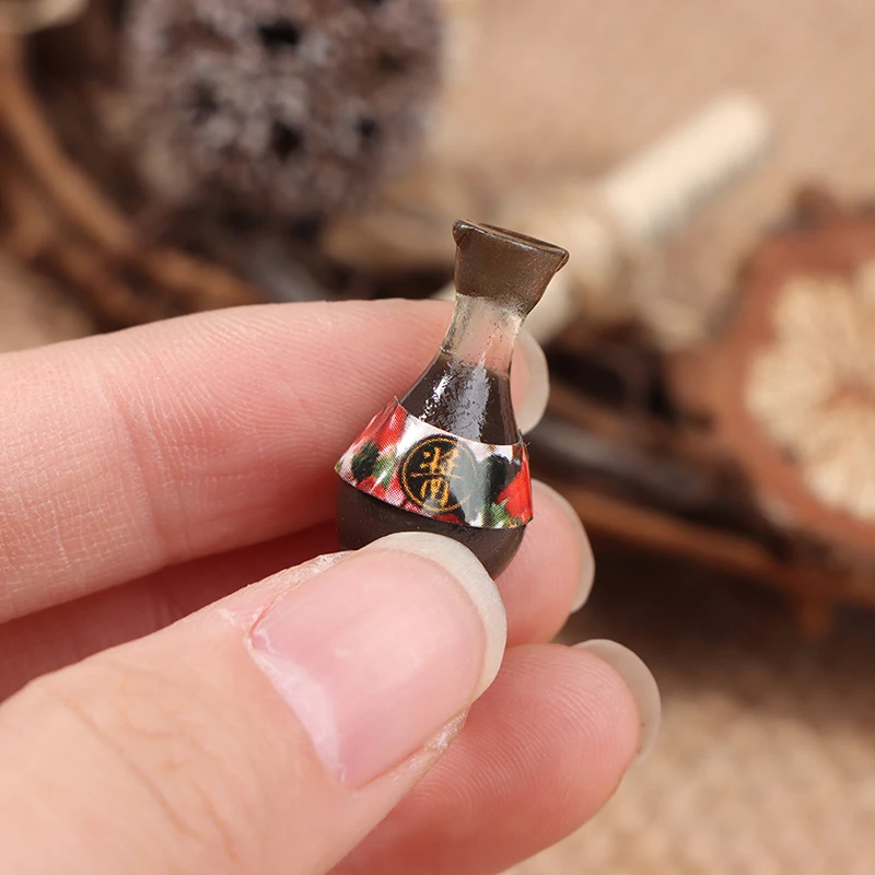 Симпатичный мини 4 шт. 1/12 миниатюрный японский соевый соус для кукольного домика, ролевая еда, кухонные игрушки, аксессуары 
Симпатичный мини 4 шт. 1/12 миниатюрный японский соевый соус для кукольного домика, ролевая еда, кухонные игрушки, аксессуары