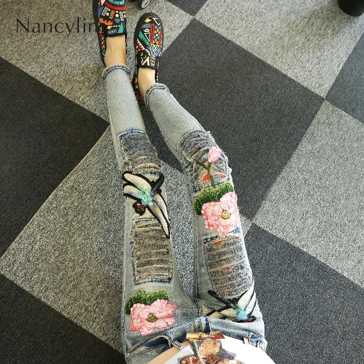 Jeans Woman Spring Autumn New Women's Embroidery Dragonfly Lotus Holes High Waist Skinny Pencil Pants Jean Femme Plus Size Jeans
Jeans Woman Spring Autumn New Women's Embroidery Dragonfly Lotus Holes High Waist Skinny Pencil Pants Jean Femme Plus Size Jeans