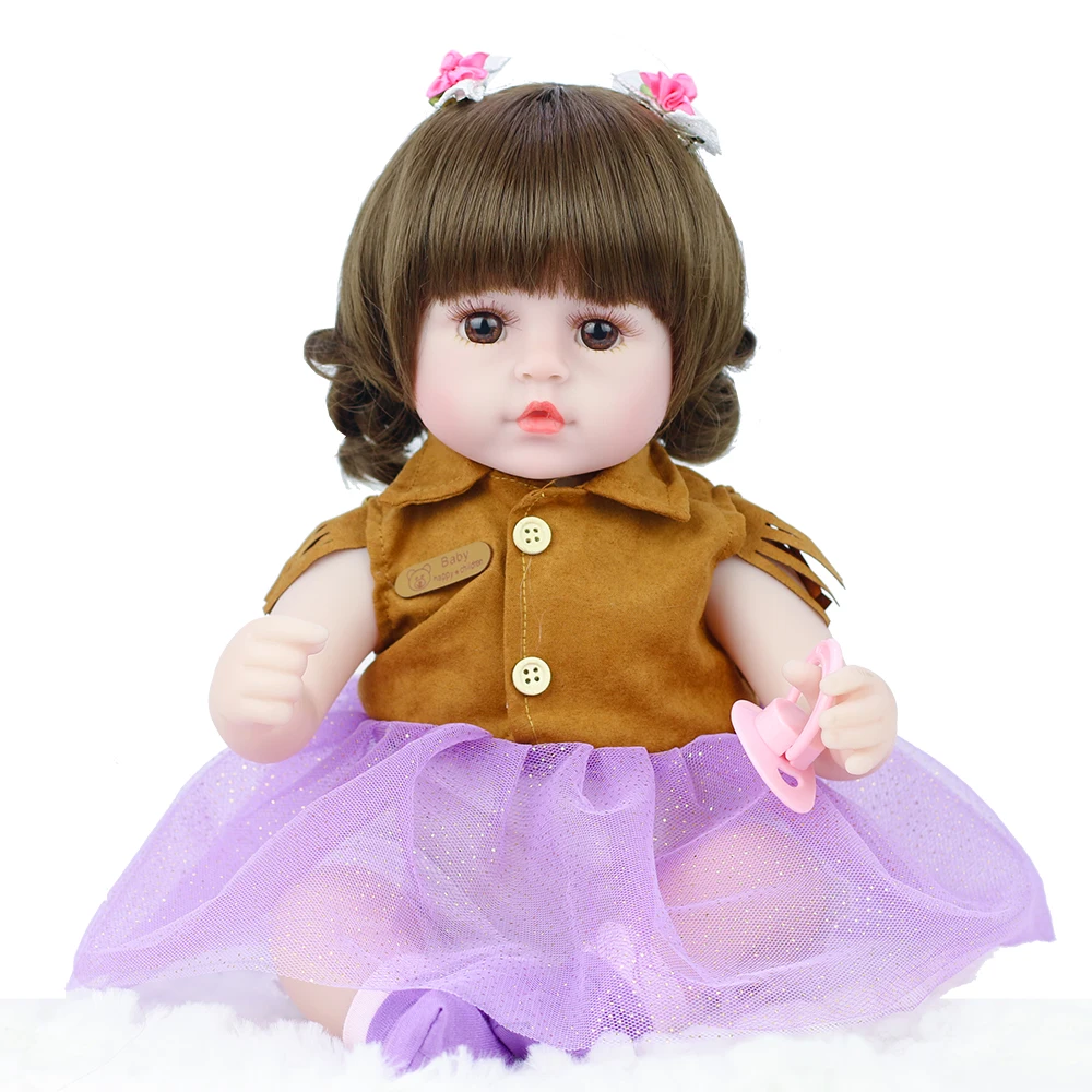 42CM Doll Doll Button Jacket Purple Skirt Reborn Doll Environmental Protection PP Cotton Material Simulation Interactive Doll
42CM Doll Doll Button Jacket Purple Skirt Reborn Doll Environmental Protection PP Cotton Material Simulation Interactive Doll