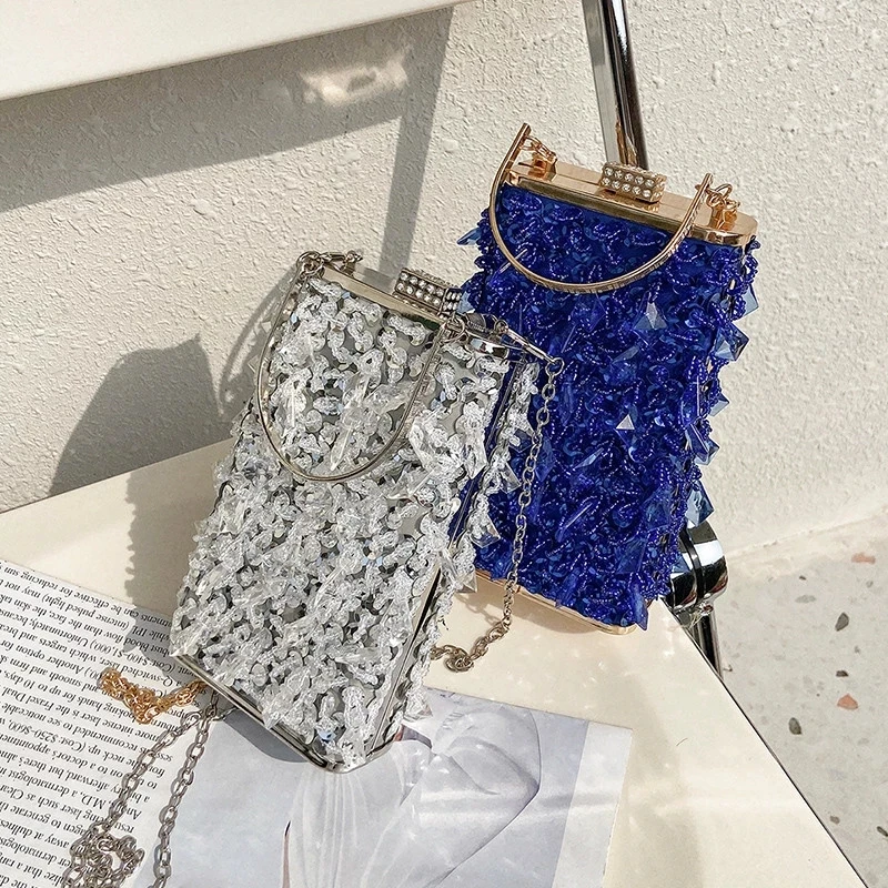 Luxury Women Bags Designer Silver Metal Sequins Chain Woven Bag Evening Bags Clutch Female Travel Holiday Shoulder Bag Handbag
Luxury Women Bags Designer Silver Metal Sequins Chain Woven Bag Evening Bags Clutch Female Travel Holiday Shoulder Bag Handbag
