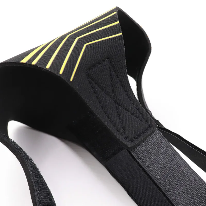 Top quality Football Kick Solo Trainer Belt Adjustable Swing bandage Control Soccer Training Aid Equipment Waist Belts
Top quality Football Kick Solo Trainer Belt Adjustable Swing bandage Control Soccer Training Aid Equipment Waist Belts