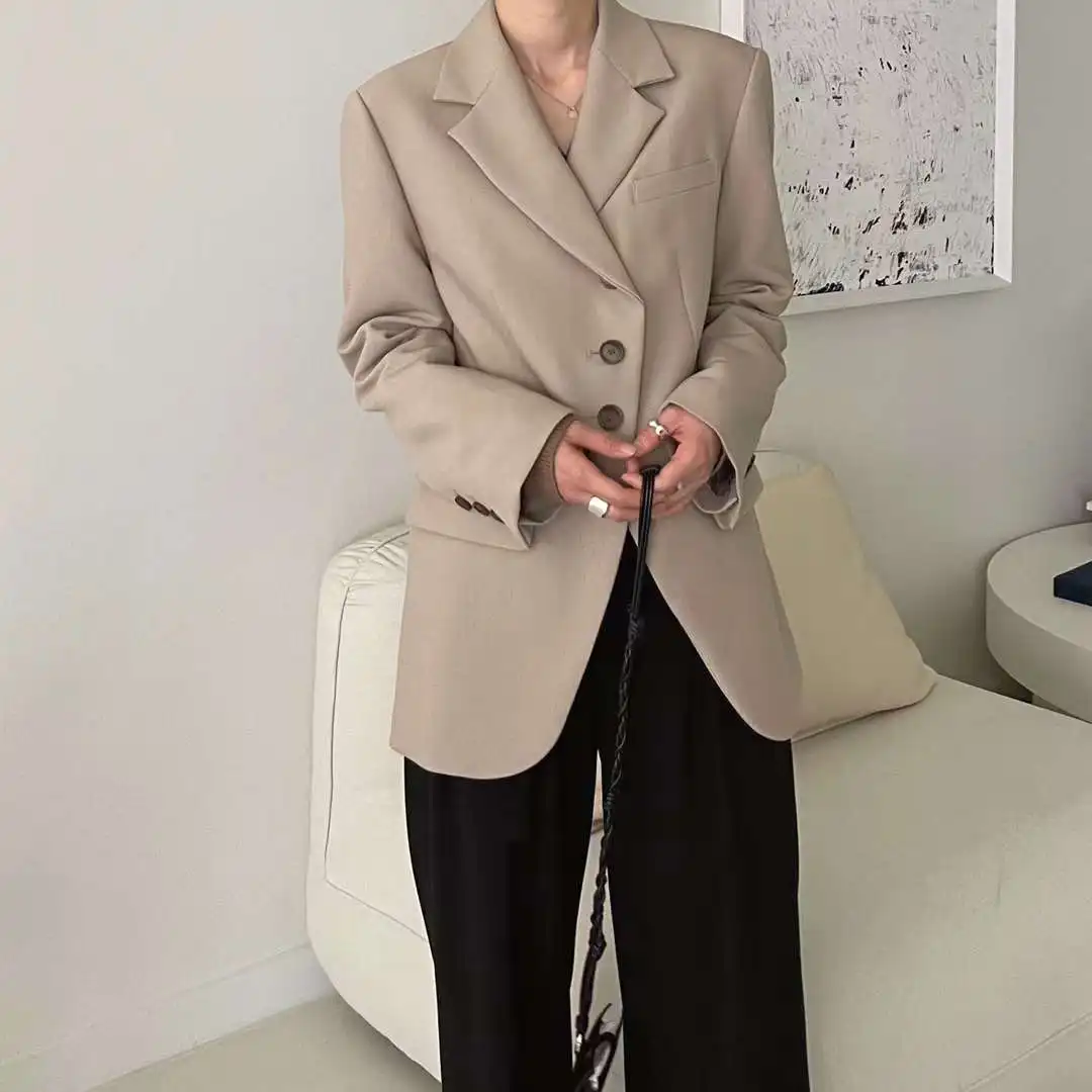 Sannian Fall Women Suit Lapel Beveled Edge Three Button Design Loose Cardigan Long-sleeved Blazer Women Clothes Tops
Sannian Fall Women Suit Lapel Beveled Edge Three Button Design Loose Cardigan Long-sleeved Blazer Women Clothes Tops