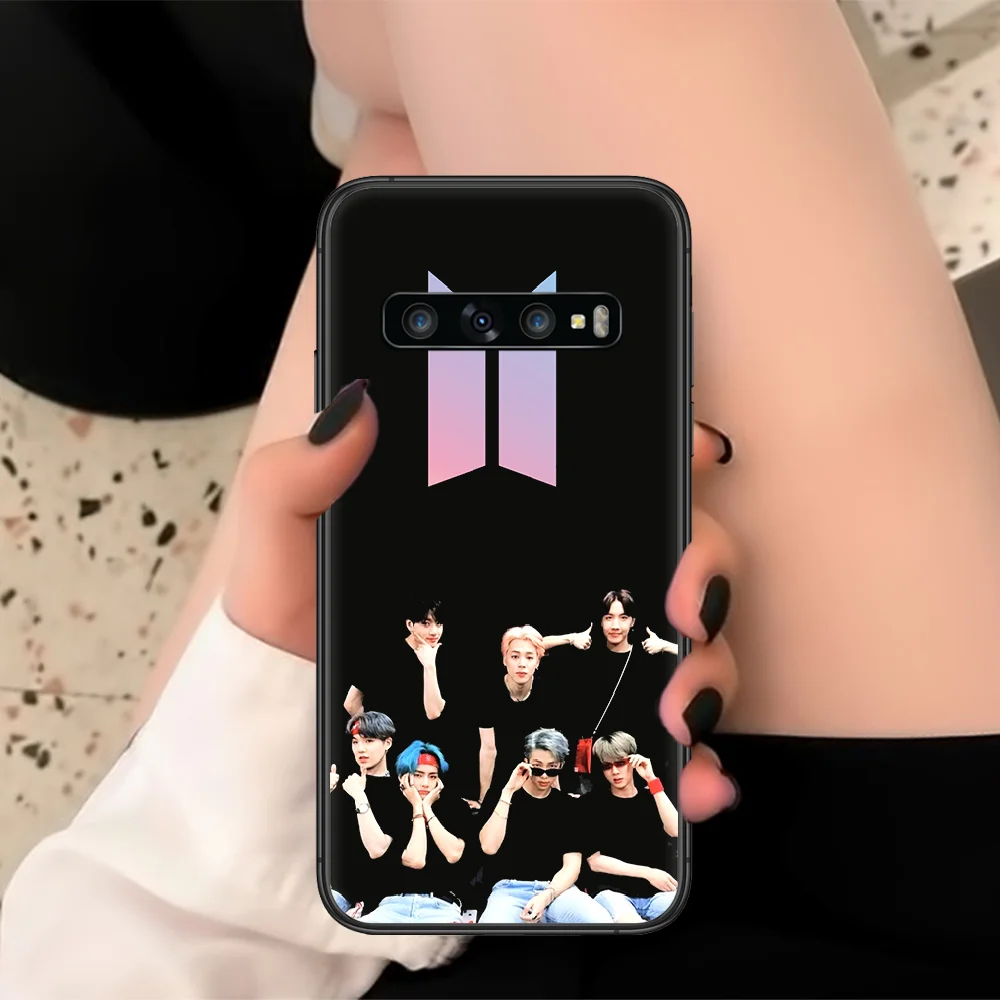 Bangtan Boys Kpop Phone Case For Samsung Galaxy Note S 8 9 10 20 Plus E Lite Ultra Black black Back Silicone Prime Fashion Etui
Bangtan Boys Kpop Phone Case For Samsung Galaxy Note S 8 9 10 20 Plus E Lite Ultra Black black Back Silicone Prime Fashion Etui