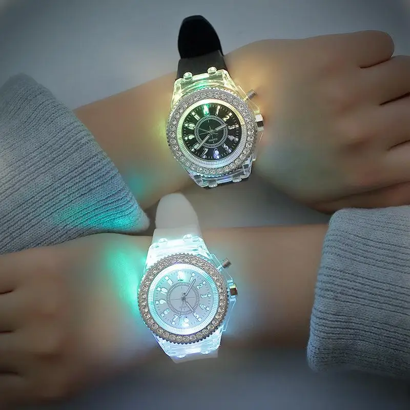 Led Cool Light Watch, Luminous Personality Led Harajuku Student Couple Jelly Quartz Watch, Snake Chain Multi-Style
Led Cool Light Watch, Luminous Personality Led Harajuku Student Couple Jelly Quartz Watch, Snake Chain Multi-Style
