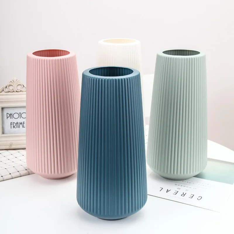 Nordic Plastic Flower Vase Modern Home Decoration White Imitation Ceramic Flower Pot Flower Nordic Ornament Home Decor
Nordic Plastic Flower Vase Modern Home Decoration White Imitation Ceramic Flower Pot Flower Nordic Ornament Home Decor
