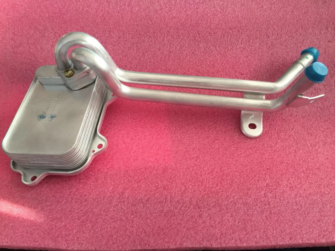 It Is Suitable for Suteng Tiguan Maiteng 1.4t Oil Radiator Oil Cooler 03c 117 021 j / d / e
It Is Suitable for Suteng Tiguan Maiteng 1.4t Oil Radiator Oil Cooler 03c 117 021 j / d / e