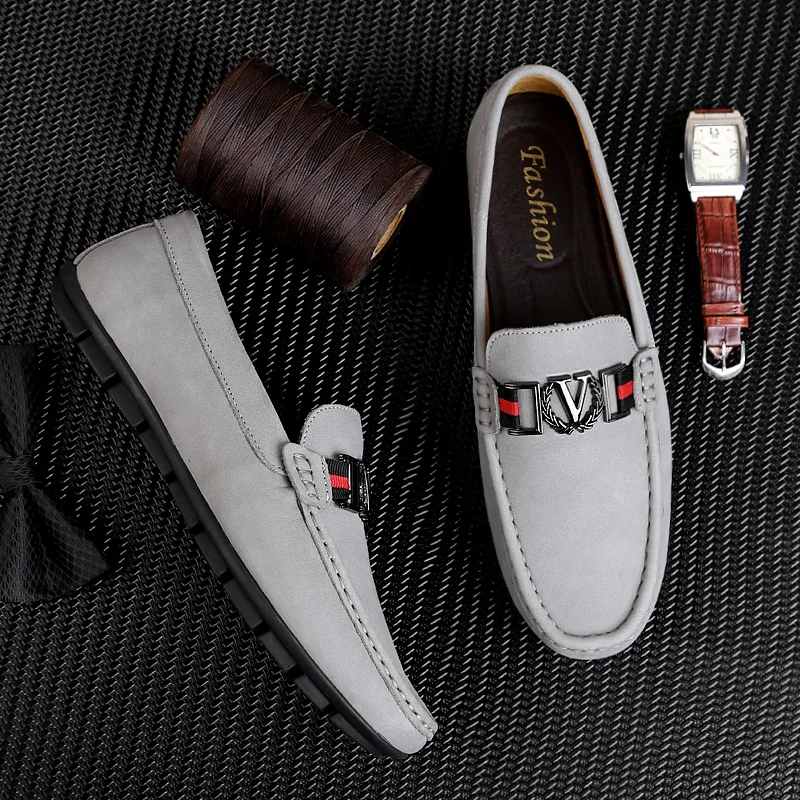 2021 Hot Loafers Casual Men Footwear Black Gray Driving Moccasins For Mens Genuine Leather Flats Shoes Man Plus Sizes Shoes Men
2021 Hot Loafers Casual Men Footwear Black Gray Driving Moccasins For Mens Genuine Leather Flats Shoes Man Plus Sizes Shoes Men