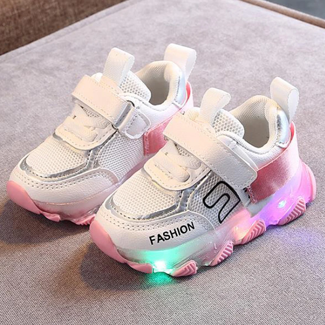 Shoes Kids Boys Shoes Girls Sneakers Led Flashing Sneakers Children Breathable Shoes Toddler Boy Sneakers
Shoes Kids Boys Shoes Girls Sneakers Led Flashing Sneakers Children Breathable Shoes Toddler Boy Sneakers