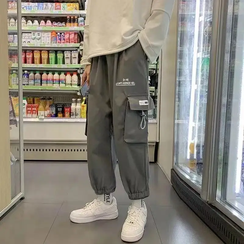 Cargo Pants Men Korean Harem Ankle Length Loose Casual Hip Hop Pants Pocket Sweatpants Streetwear Trousers Male Spring Summer
Cargo Pants Men Korean Harem Ankle Length Loose Casual Hip Hop Pants Pocket Sweatpants Streetwear Trousers Male Spring Summer