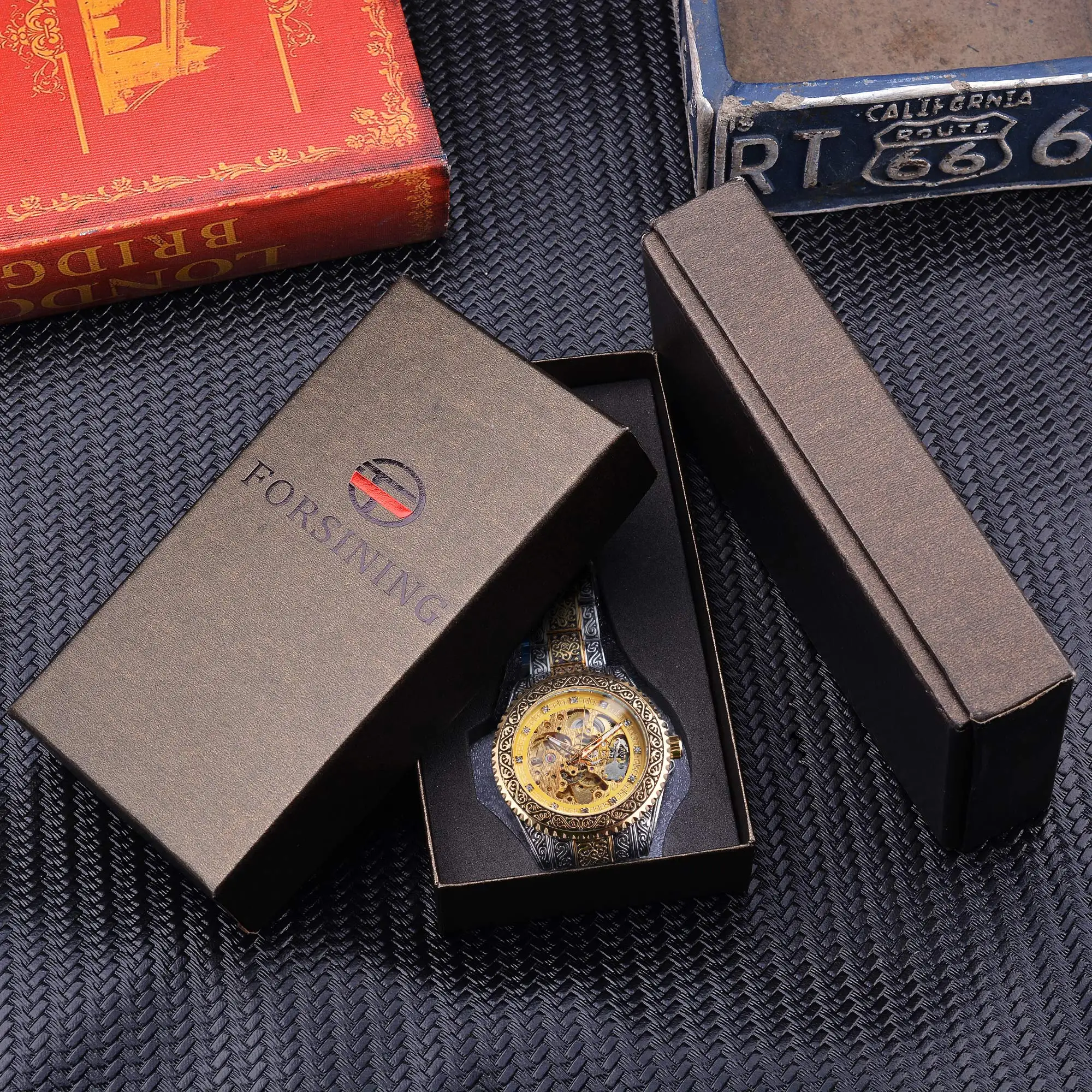 Forsining Luxury Men Automatic Mechanical Wristwatch Waterproof Stainless Steel Diamond Watch Golden Men's Clock Vintage Reloj
Forsining Luxury Men Automatic Mechanical Wristwatch Waterproof Stainless Steel Diamond Watch Golden Men's Clock Vintage Reloj