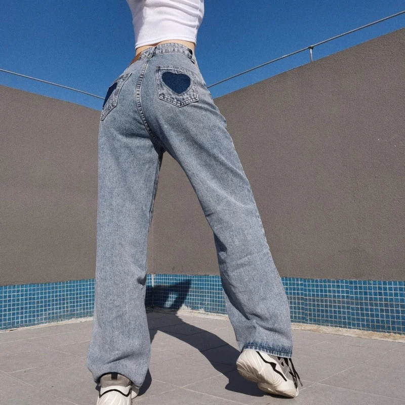 WOMENGAGA 2021 Spring New High Waist Wide Leg Pants Retro Love Pocket Loose Slim Straight Jeans Women Denim Trousers 2Q10
WOMENGAGA 2021 Spring New High Waist Wide Leg Pants Retro Love Pocket Loose Slim Straight Jeans Women Denim Trousers 2Q10