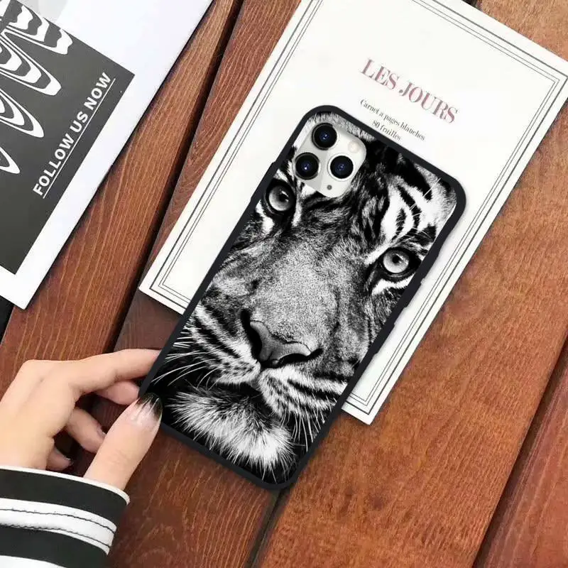 Horror tiger King of the forest animal Phone Case for iPhone 11 12 pro XS MAX 8 7 6 6S Plus X 5S SE 2020 XR
Horror tiger King of the forest animal Phone Case for iPhone 11 12 pro XS MAX 8 7 6 6S Plus X 5S SE 2020 XR