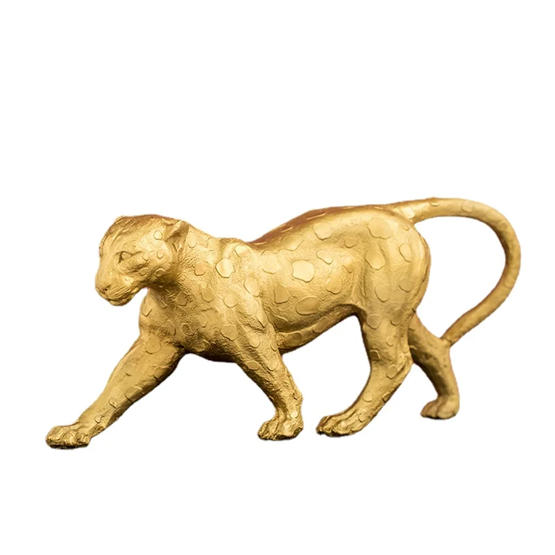 European resin golden simulation animal statue tiger leopard cow model desktop porch decoration exquisite gift home decoration
European resin golden simulation animal statue tiger leopard cow model desktop porch decoration exquisite gift home decoration