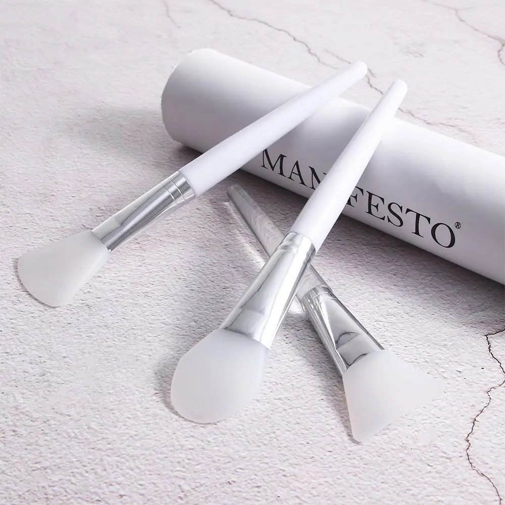 1 Pcs Professional Soft Silicone Mask Brush Handmade DIY Facial Mud Mixing Brush Skin Care Reusable Cosmetic Tool
1 Pcs Professional Soft Silicone Mask Brush Handmade DIY Facial Mud Mixing Brush Skin Care Reusable Cosmetic Tool