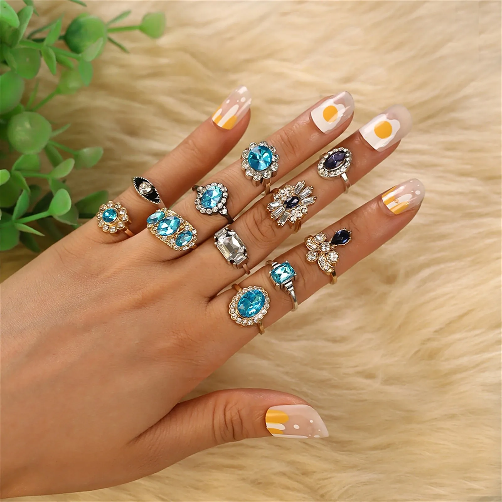 11-piece Vintage Knuckle Ring Set With Blue And Black Stones Fashionable Temperament Bohemian Fashion Jewelry Gift Knuckle R5 
11-piece Vintage Knuckle Ring Set With Blue And Black Stones Fashionable Temperament Bohemian Fashion Jewelry Gift Knuckle R5