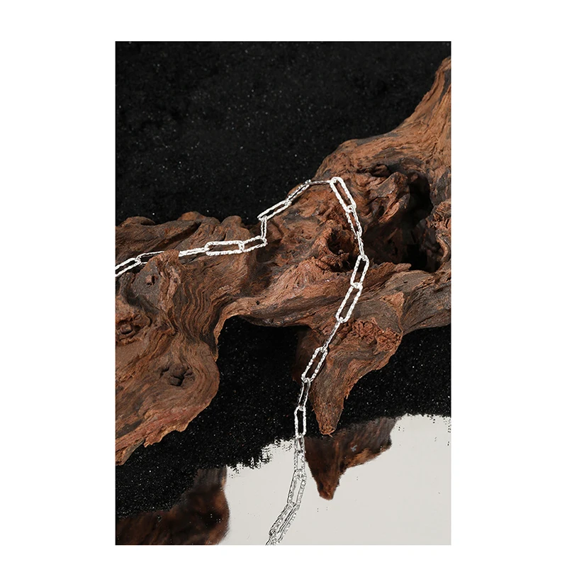 Korean version of ins niche design sense cold wind simple car flower chain 925 sterling silver necklace ladies jewelry
Korean version of ins niche design sense cold wind simple car flower chain 925 sterling silver necklace ladies jewelry