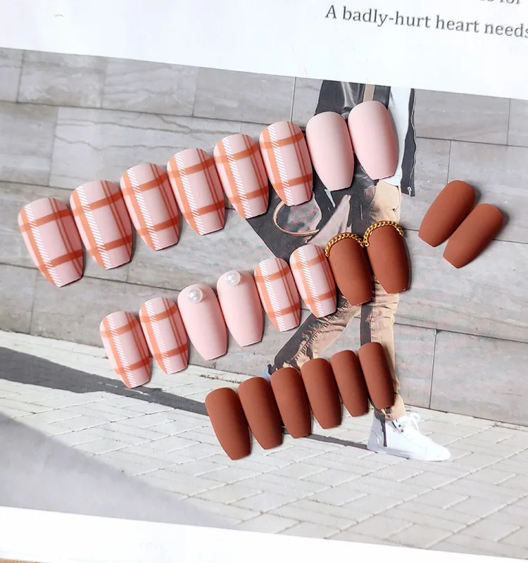 Nails 24pcs Orange Plaid Nail Patch Glue Type Removable Long Paragraph Fashion Manicure Save Time False Nail Patch FRE-Drop
Nails 24pcs Orange Plaid Nail Patch Glue Type Removable Long Paragraph Fashion Manicure Save Time False Nail Patch FRE-Drop