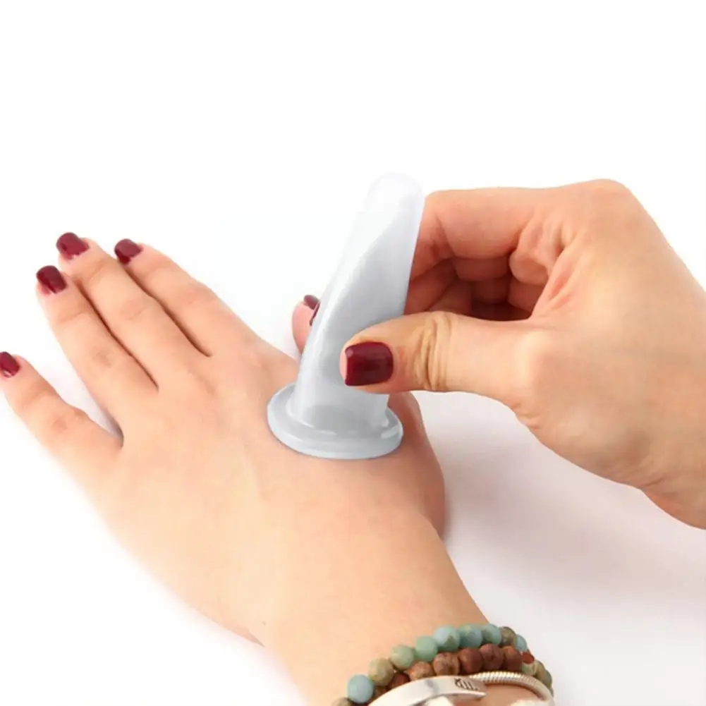 Silicone Anti Cellulite Cup Vacuum Massage Suction Cups Cups Therapy Relief Roller Suction Pain Massage Body Kit Manual Cup R6X7 
Silicone Anti Cellulite Cup Vacuum Massage Suction Cups Cups Therapy Relief Roller Suction Pain Massage Body Kit Manual Cup R6X7