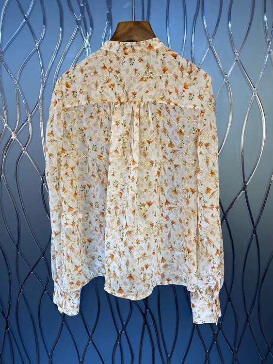 2021 spring new women's fashion V-neck wood ear edge stitching decorative printing long sleeve versatile shirt 303
2021 spring new women's fashion V-neck wood ear edge stitching decorative printing long sleeve versatile shirt 303