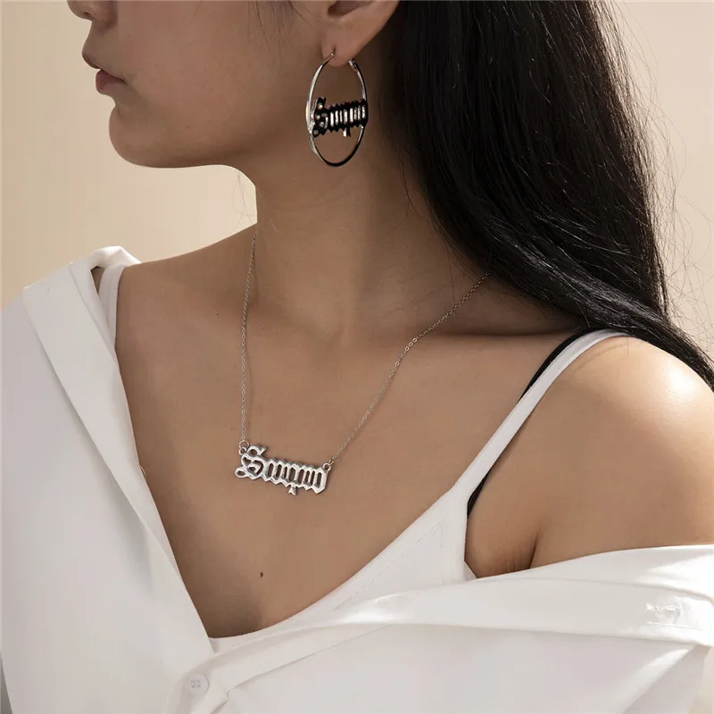 Personality Exaggerated Hollow Out Round Letter Earrings Creative Trend Cool Style Geometric Letter Necklace Set Female Jewelry 
Personality Exaggerated Hollow Out Round Letter Earrings Creative Trend Cool Style Geometric Letter Necklace Set Female Jewelry