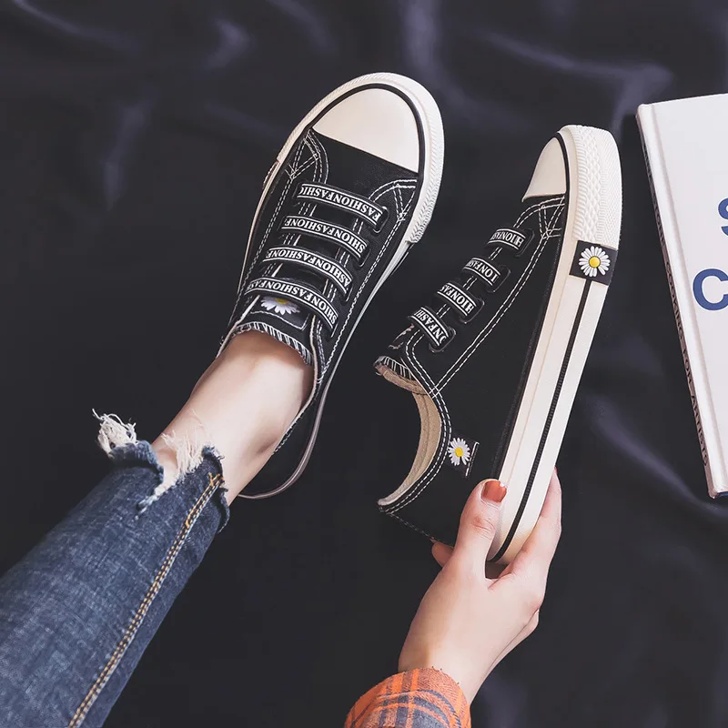 Fashion Spring Summer Canvas Sneakers Women Casual Shoes Woman Solid Lace Up Platform Vulcanize Shoes Zapatillas Mujer Plus Size
Fashion Spring Summer Canvas Sneakers Women Casual Shoes Woman Solid Lace Up Platform Vulcanize Shoes Zapatillas Mujer Plus Size