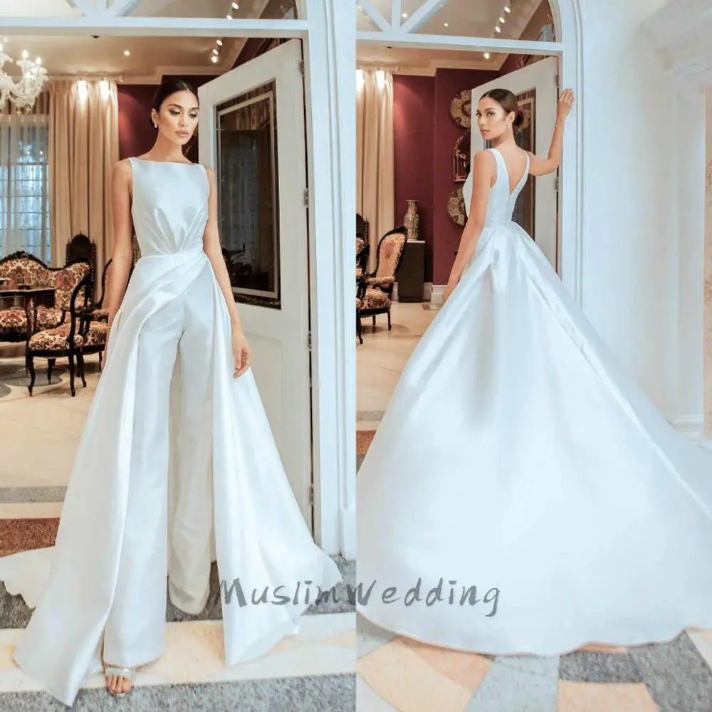 Amazing Ivory Jumpsuit Prom Dresses With Overskirt Sexy Sleeveless Backless Pant Suit Evening Dress 2021 Trend Women Graudtion
Amazing Ivory Jumpsuit Prom Dresses With Overskirt Sexy Sleeveless Backless Pant Suit Evening Dress 2021 Trend Women Graudtion