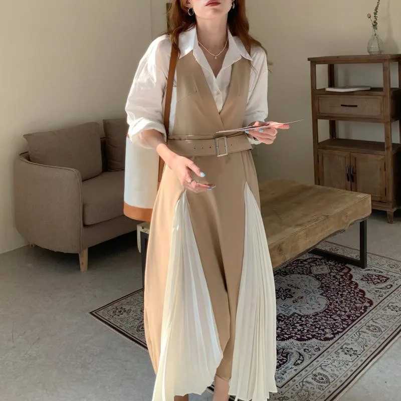 New Spring Women Dress Summer Casual Loose Sleeveless Patchwork Fashion Pleated Dress Retro Elegant Ol Women Belt Female Dress
New Spring Women Dress Summer Casual Loose Sleeveless Patchwork Fashion Pleated Dress Retro Elegant Ol Women Belt Female Dress