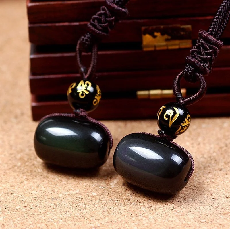Natural Chinese Rainbow Eye Obsidian Hand Carved Passepartout Pendant Fashion Boutique Jewelry Men and Women Necklace Gift
Natural Chinese Rainbow Eye Obsidian Hand Carved Passepartout Pendant Fashion Boutique Jewelry Men and Women Necklace Gift