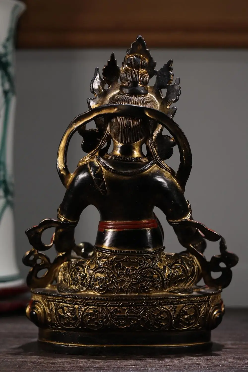 Home 12" Tibet Buddhism Temple Old Bronze Painted Yellow God of Wealth Buddha Statue Chambala (Xiang Xiongwen) Full of money
Home 12" Tibet Buddhism Temple Old Bronze Painted Yellow God of Wealth Buddha Statue Chambala (Xiang Xiongwen) Full of money