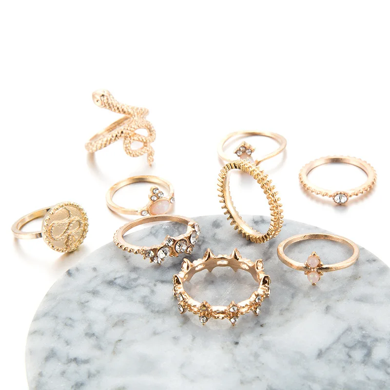 9 Pcs/Set Retro Women Rings Set Snake Carved Oval Square Star Crystal Geometric Finger Joint Gold Ring Boho Party Female Jewelry
9 Pcs/Set Retro Women Rings Set Snake Carved Oval Square Star Crystal Geometric Finger Joint Gold Ring Boho Party Female Jewelry