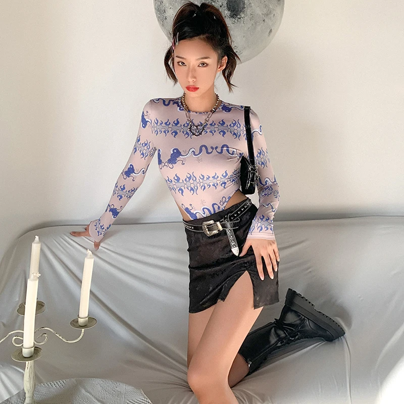 Women's Slim T-shirt Retro Graffiti Printed Long-sleeved Bottoming Fall All-match Slim Indie New Bodysuit Bodys Para Mujer Bodys
Women's Slim T-shirt Retro Graffiti Printed Long-sleeved Bottoming Fall All-match Slim Indie New Bodysuit Bodys Para Mujer Bodys