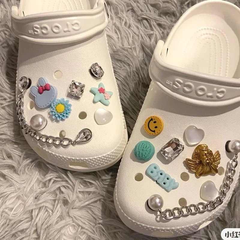 Роскошные элегантные Подвески «сделай сам» Croc, дизайнерские качественные подвески для обуви в виде цепочки с жемчугом, набор аксессуаров д...
Роскошные элегантные Подвески «сделай сам» Croc, дизайнерские качественные подвески для обуви в виде цепочки с жемчугом, набор аксессуаров д...