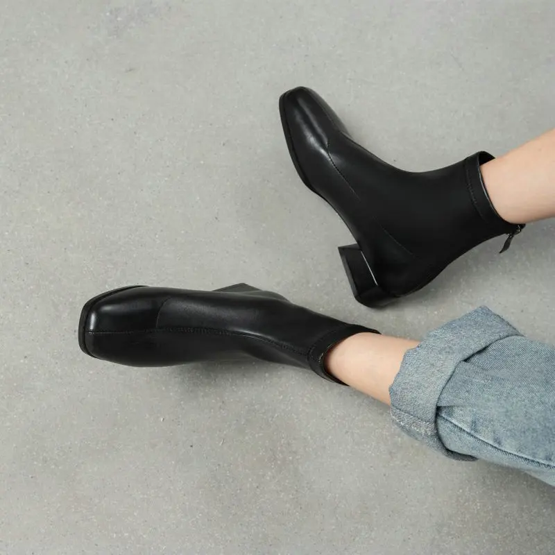 Sianie Tianie PU Stretch Low Chunky Heels Chic Ladies Winter Autumn Shoes Women Ankle Chelsea Motorcycle Boots Big Size 33-43
Sianie Tianie PU Stretch Low Chunky Heels Chic Ladies Winter Autumn Shoes Women Ankle Chelsea Motorcycle Boots Big Size 33-43