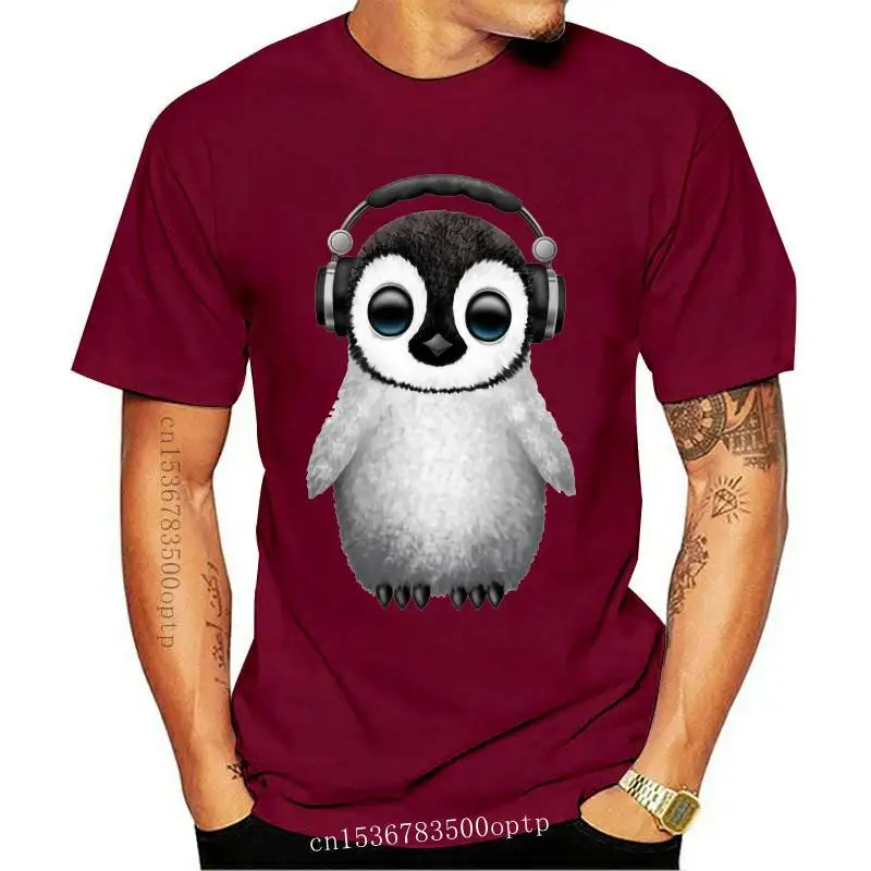 

Cute Baby Penguin And Honey Badger Dj Wearing Headphones Print T-Shirt Fashion Women T-Shirt Cute Girl Casual Tees Summer Tops