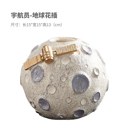 European Creative Resin Astronaut Storage Living Room Wine Cabinet Decorations Candy Snack Storage White Astronaut Sculpture New
European Creative Resin Astronaut Storage Living Room Wine Cabinet Decorations Candy Snack Storage White Astronaut Sculpture New