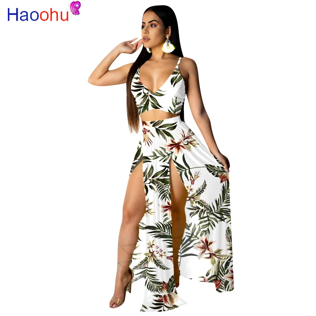 2020 Summer Two Piece Set Dress Spaghetti Straps Crop Top Tank High Slit Chiffon Maxi Skirt With Panties Beach Wear
2020 Summer Two Piece Set Dress Spaghetti Straps Crop Top Tank High Slit Chiffon Maxi Skirt With Panties Beach Wear