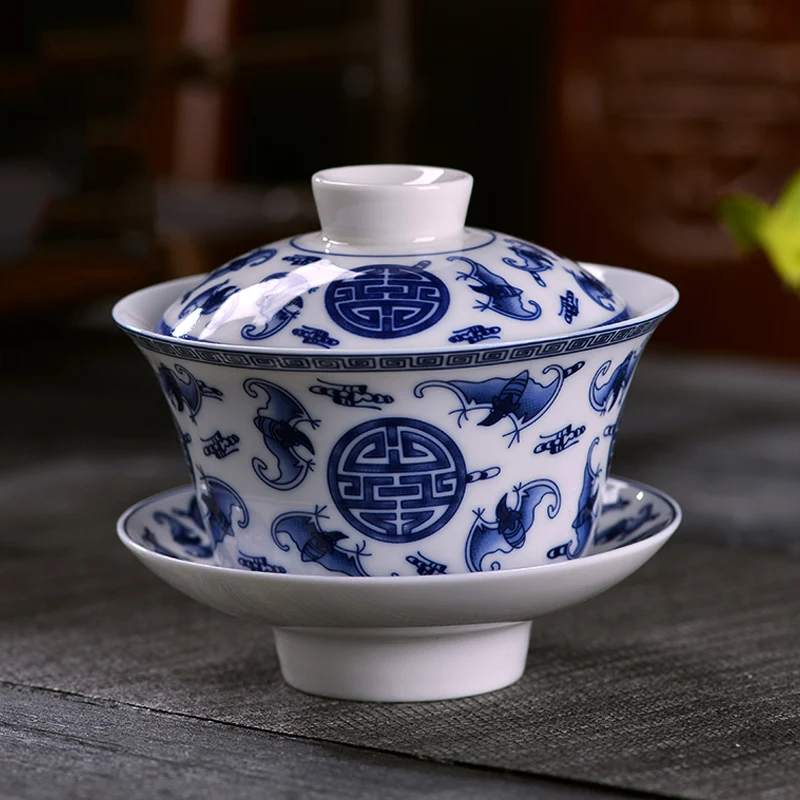 

China Giawan 220ml Jingdezhen Ceramic Blue and White Porcelain Tea Bowl Master Flower Tea Cup Vintage Tea Tureen Decor Crafts