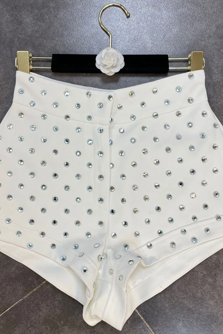 ZCSMLL Stich Diamond White Shorts Women Niche Designer Models Are Thin and Show High Waist Shorts Tide 2021 Spring Summer
ZCSMLL Stich Diamond White Shorts Women Niche Designer Models Are Thin and Show High Waist Shorts Tide 2021 Spring Summer
