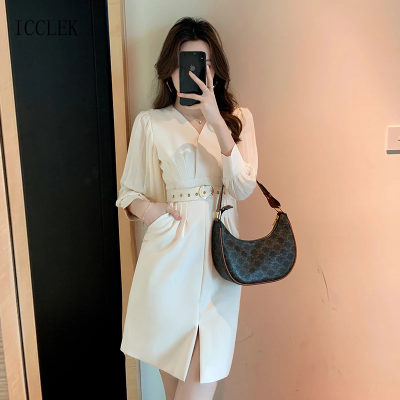 2021 summer women's dress New design sense niche V-neck Long sleeve ladies dress Korean one-piece fashion dress Short dresses
2021 summer women's dress New design sense niche V-neck Long sleeve ladies dress Korean one-piece fashion dress Short dresses