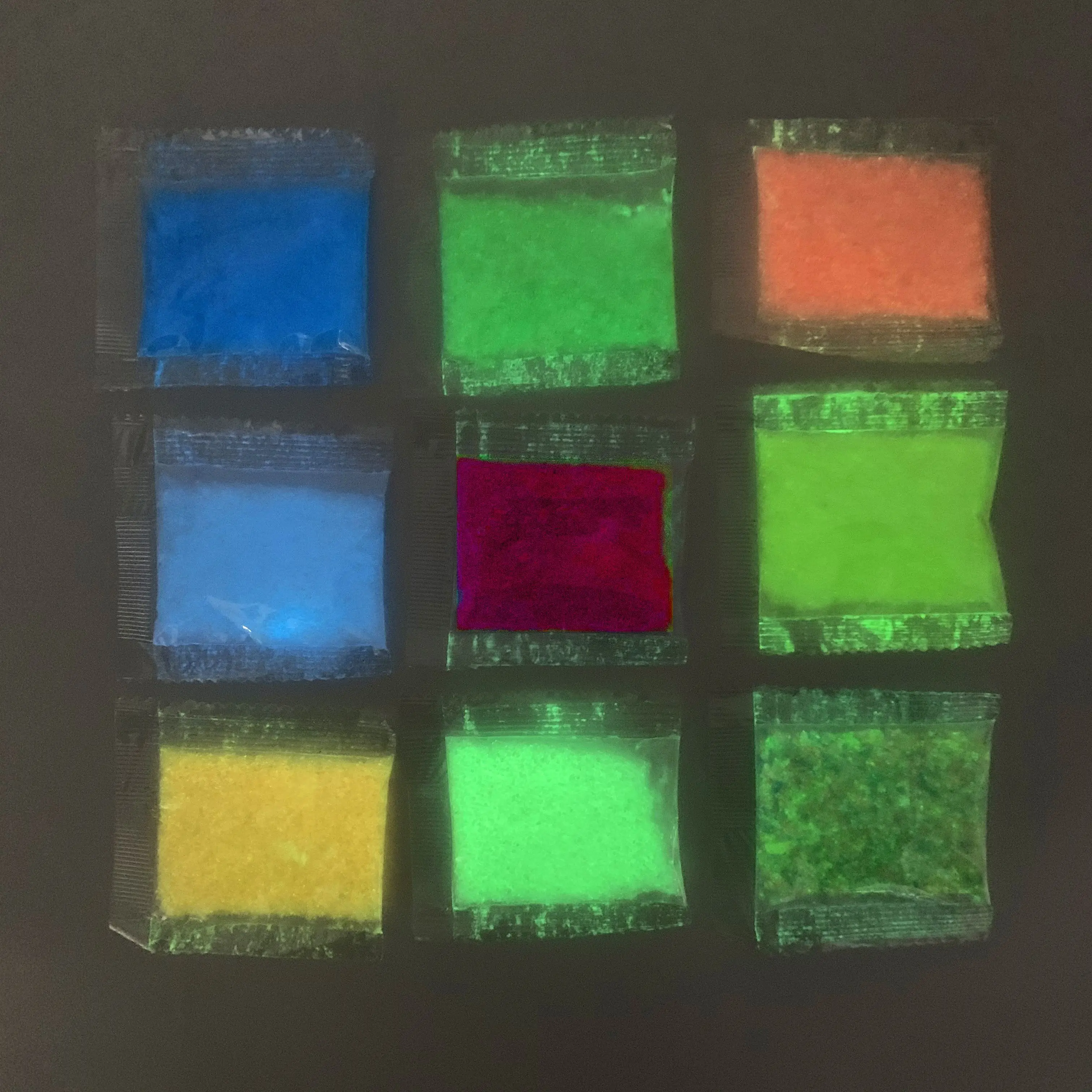 10g Luminous Sand Resin Filler Glow In Dark Filling For DIY Crystal UV Rpoxy Resin Crafts Jewelry Making Tools Handmade Decor
10g Luminous Sand Resin Filler Glow In Dark Filling For DIY Crystal UV Rpoxy Resin Crafts Jewelry Making Tools Handmade Decor