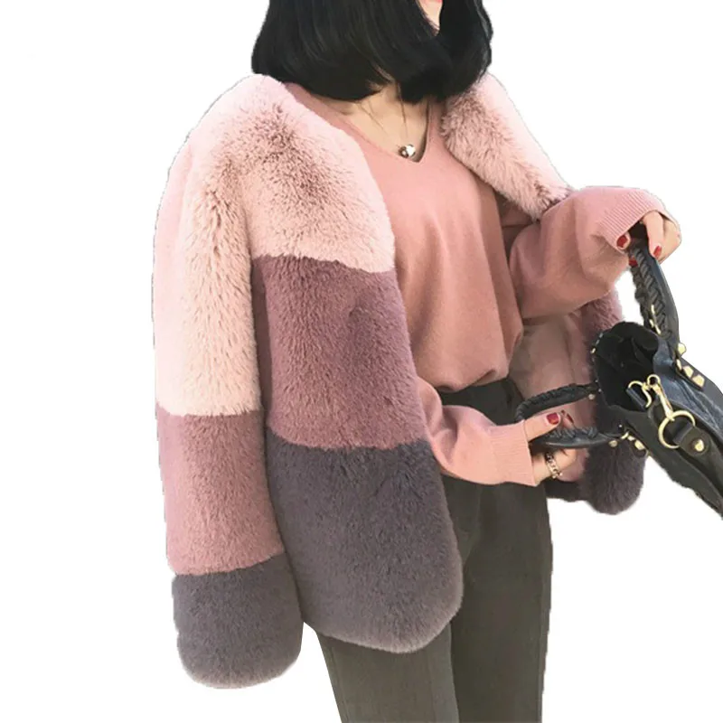 Популярное Новое темпераментное винтажное меховое пальто, зимняя мягкая короткая цветная верхняя одежда из искусственного кроличьего мех... 
Популярное Новое темпераментное винтажное меховое пальто, зимняя мягкая короткая цветная верхняя одежда из искусственного кроличьего мех...