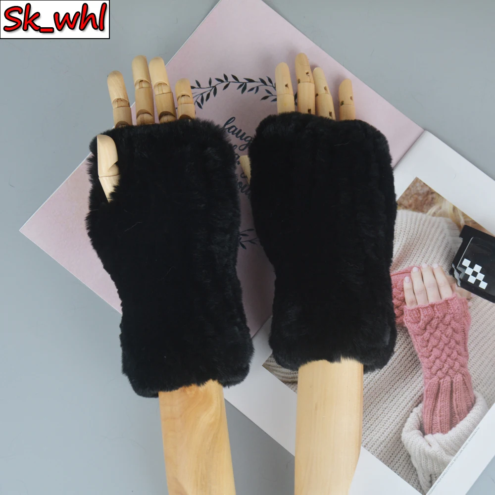 2021 Women 100% Real Genuine Knitted Rex Rabbit Fur Mittens Winter Warm Lady Real Fur Fingerless Gloves Handmade Knit Fur Mitten
2021 Women 100% Real Genuine Knitted Rex Rabbit Fur Mittens Winter Warm Lady Real Fur Fingerless Gloves Handmade Knit Fur Mitten