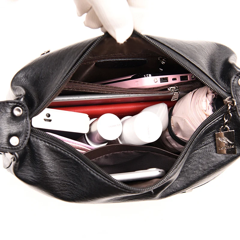 Trendy All-match Soft Leather Shoulder Bag Ladies Pure Color Designer Tote Handbags Retro Luxury Crossbody Bags for Women Sac
Trendy All-match Soft Leather Shoulder Bag Ladies Pure Color Designer Tote Handbags Retro Luxury Crossbody Bags for Women Sac